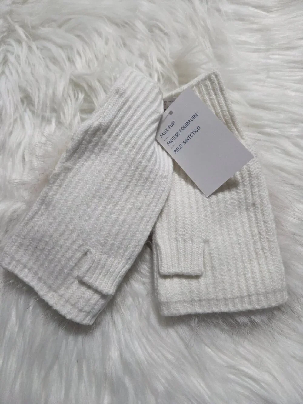 Old Navy Faux-Fur Fingerless Gloves
